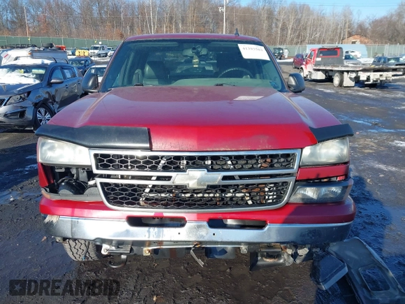 2007 Chevrolet Silverado 1500 LT3 with VIN 2GCEK13Z171178675, listed as a IAAI auction lot 41393503 with 281,442 mi miles and . Bid and sale history available at DreamBid. Image 6.