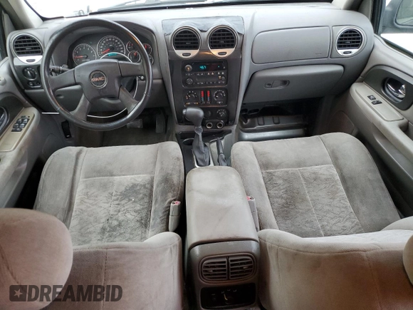 2005 GMC Envoy SLT with VIN 1GKDS13S352101385, listed as a Copart auction lot 89271025 with 165,670 mi miles and Salvage Title. Bid and sale history available at carsss.com. Image 8.