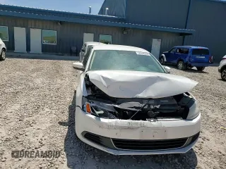 2013 Volkswagen Jetta SE with VIN 3VWDX7AJ8DM255685, listed as a Copart auction lot 59318365 with 146,345 mi miles and Salvage title. Bid and sale history available at DreamBid. Image 13.