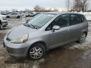 2008 Honda Fit with VIN JHMGD37428S802190, listed as a Copart auction lot 47075375 with 233,373 mi miles and Clean Title. Bid and sale history available at carsss.com. Image 1.