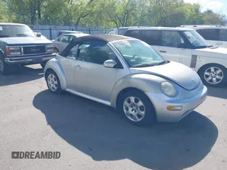 2003 Volkswagen Beetle GLS with VIN 3VWCK21Y83M333939, listed as a IAAI auction lot 42121822 with 207,708 mi miles and . Bid and sale history available at DreamBid. Image 1.