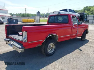 1995 Ford F-150 z VIN 1FTEF15N1SLB72411, wystawiony jako IAAI lot #42526507 z przebiegiem 122 482 mil mil oraz . Historia ofert i sprzedaży dostępna na DreamBid. Obrazek 4.