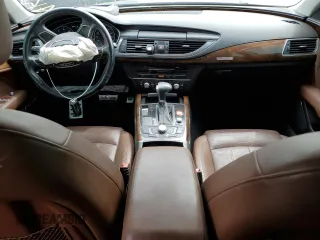 2014 Audi A7 Prestige с VIN WAU2GAFC0EN092102, выставлен на аукционе Copart как лот 53188665 с пробегом 102 767 миль миль и Списание • Salvage title. История ставок и продаж доступна на DreamBid. Изображение 8.