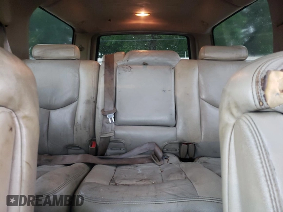 2004 GMC Yukon XL SLT with VIN 1GKEC16Z34J292613, listed as a Copart auction lot 54796584 with 237,445 mi miles and Salvage Title. Bid and sale history available at carsss.com. Image 10.