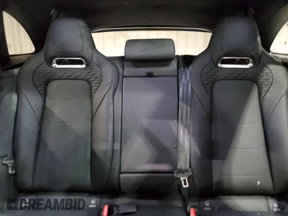 2022 Jaguar F-Pace SVR z VIN SADCZ2EE9NA692588, wystawiony jako Copart lot #52247135 z przebiegiem 52 957 mil mil oraz Szkoda całkowita • Salvage title. Historia ofert i sprzedaży dostępna na DreamBid. Obrazek 10.