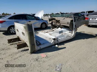 2001 Ford F-350 XL with VIN 1FTWW32F81EB82000, listed as a Copart auction lot 76412614 with Not provided miles and Non repairable. Bid and sale history available at DreamBid. Image 3.