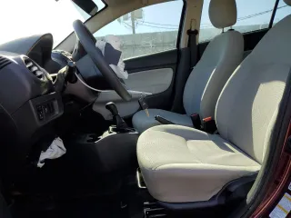 2018 Mitsubishi Mirage ES z VIN ML32F3FJ1JHF09662, wystawiony jako Copart lot #58352485 z przebiegiem 83 880 mil mil oraz Szkoda całkowita • Salvage title. Historia ofert i sprzedaży dostępna na DreamBid. Obrazek 7.