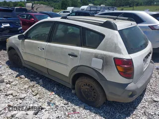2005 Pontiac Vibe with VIN 5Y2SL63885Z480148, listed as a IAAI auction lot 42492313 with Not provided miles and . Bid and sale history available at DreamBid. Image 3.
