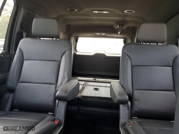 2022 Chevrolet Suburban Z71 with VIN 1GNSKDKD1NR202155, listed as a Copart auction lot 60653304 with 67,495 mi miles and Salvage Title. Bid and sale history available at carsss.com. Image 10.