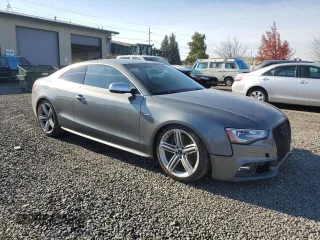2014 Audi S5 Prestige z VIN WAUVGAFRXEA032658, wystawiony jako Copart lot #79515874 z przebiegiem 70 001 mil mil oraz Szkoda całkowita • Salvage title. Historia ofert i sprzedaży dostępna na DreamBid. Obrazek 4.