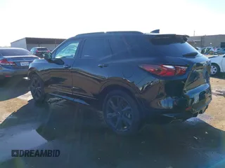 2020 Chevrolet Blazer RS z VIN 3GNKBKRS6LS686438, wystawiony jako IAAI lot #41640783 z przebiegiem 78 245 mil mil oraz . Historia ofert i sprzedaży dostępna na DreamBid. Obrazek 3.