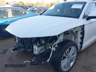2020 Audi Q5 Premium Plus with VIN WA1BNAFY0L2014027, listed as a IAAI auction lot 41199263 with 30,430 mi miles. Bid and sale history available at carsss.com. Image 6.