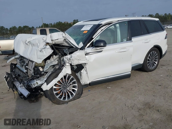 2021 Lincoln Aviator Reserve with VIN 5LM5J7WC1MGL09155, listed as a IAAI auction lot 41843466 with Not provided miles and . Bid and sale history available at DreamBid. Image 17.