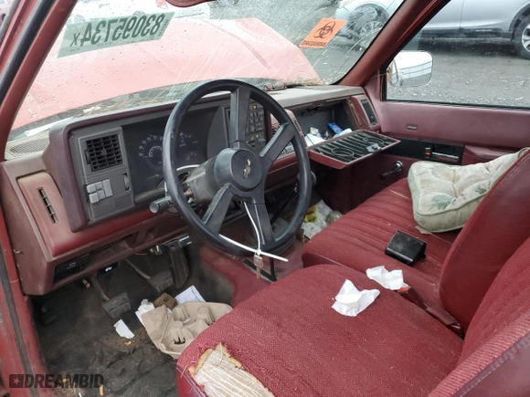 1990 Chevrolet C/K 1500 with VIN 2GCEK19Z8L1124789, listed as a Copart auction lot 83095734 with 163,393 mi miles and Salvage Title. Bid and sale history available at carsss.com. Image 8.