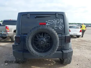 2017 Jeep Wrangler Unlimited Sport с VIN 1C4BJWDG8HL682622, выставлен на аукционе IAAI как лот 42117057 с пробегом 73 507 миль миль и . История ставок и продаж доступна на DreamBid. Изображение 16.