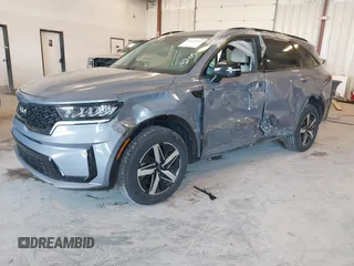 2022 Kia Sorento S with VIN 5XYRL4LC8NG123705, listed as a IAAI auction lot 42231243 with 90,031 mi miles and . Bid and sale history available at DreamBid. Image 2.