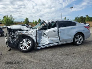 2013 Nissan Altima SL z VIN 1N4BL3AP3DC224256, wystawiony jako Copart lot #55563705 z przebiegiem Nie podano mil oraz Szkoda całkowita • Salvage title. Historia ofert i sprzedaży dostępna na DreamBid. Obrazek 1.