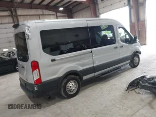 2021 Ford Transit Passenger XL с VIN 1FBAX9CG9MKA15625, выставлен на аукционе IAAI как лот 42491429 с пробегом 99 401 миль миль и . История ставок и продаж доступна на DreamBid. Изображение 4.