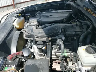 2003 Toyota 4Runner SR5 z VIN JTEZU14R830014478, wystawiony jako IAAI lot #43207981 z przebiegiem 321 536 mil mil oraz . Historia ofert i sprzedaży dostępna na DreamBid. Obrazek 13.