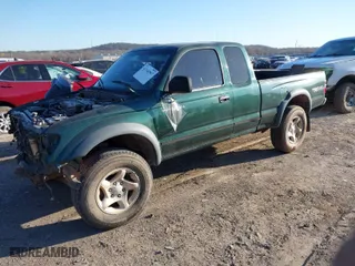 2001 Toyota Tacoma PreRunner with VIN 5TESN92N41Z769805, listed as a IAAI auction lot 41760587 with NaN miles. Bid and sale history available at carsss.com. Image 2.