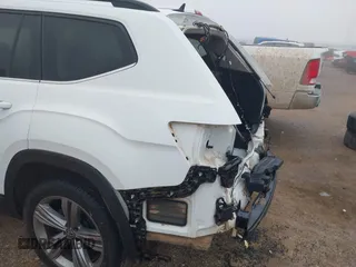 2021 Volkswagen Atlas S с VIN 1V2AP2CA1MC502776, выставлен на аукционе IAAI как лот 41481948 с пробегом 61 503 миль миль и . История ставок и продаж доступна на DreamBid. Изображение 6.