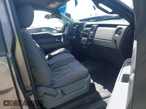 2014 Ford F-150 XL with VIN 1FTMF1CM0EFA43441, listed as a IAAI auction lot 42526218 with 232,421 mi miles and . Bid and sale history available at DreamBid. Image 5.