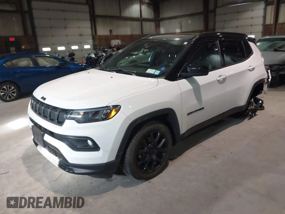 2022 Jeep Compass Latitude with VIN 3C4NJDBB2NT171240, listed as a IAAI auction lot 41206428 with 39,086 mi miles and . Bid and sale history available at DreamBid. Image 17.