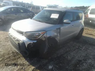2014 Kia Soul with VIN KNDJN2A28E7746079, listed as a IAAI auction lot 41339648 with 166,617 mi miles. Bid and sale history available at carsss.com. Image 2.