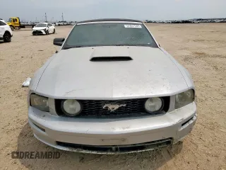 2006 Ford Mustang GT Deluxe with VIN 1ZVFT85H265102410, listed as a Copart auction lot 57847545 with 178,534 mi miles and Salvage title. Bid and sale history available at DreamBid. Image 5.