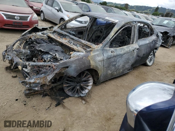 2019 Toyota Camry Hybrid LE z VIN 4T1B21HK4KU514536, wystawiony jako Copart lot #54632285 z przebiegiem Nie podano mil oraz Nie do naprawy • Non repairable. Historia ofert i sprzedaży dostępna na DreamBid. Obrazek 1.