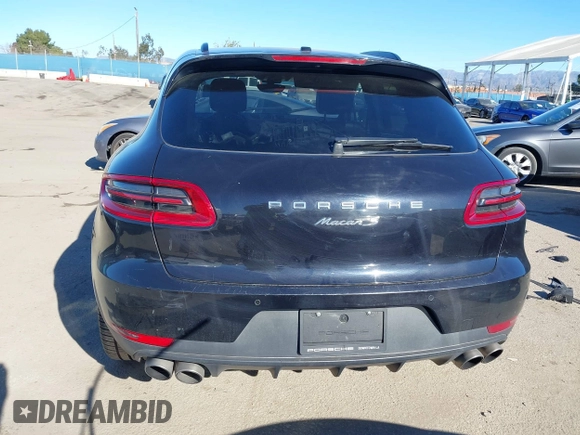 2017 Porsche Macan S z VIN WP1AB2A51HLB18359, wystawiony jako IAAI lot #38444456 z przebiegiem 59 928 mil mil oraz . Historia ofert i sprzedaży dostępna na DreamBid. Obrazek 17.