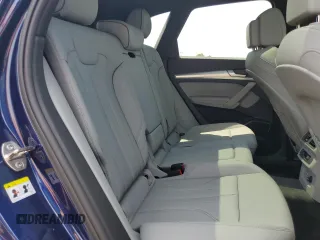 2024 Audi Q5 S line Premium Plus z VIN WA1EAAFY2R2120125, wystawiony jako Copart lot #61986835 z przebiegiem 4 718 mil mil oraz Szkoda całkowita • Salvage title. Historia ofert i sprzedaży dostępna na DreamBid. Obrazek 11.