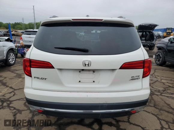 2018 Honda Pilot Elite with VIN 5FNYF6H07JB036442, listed as a Copart auction lot 57553945 with 107,657 mi miles and Clean title. Bid and sale history available at DreamBid. Image 6.