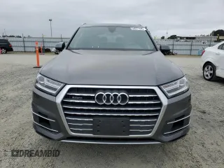 2019 Audi Q7 Premium with VIN WA1AAAF74KD008880, listed as a Copart auction lot 54277445 with 23,476 mi miles and Salvage title. Bid and sale history available at DreamBid. Image 5.