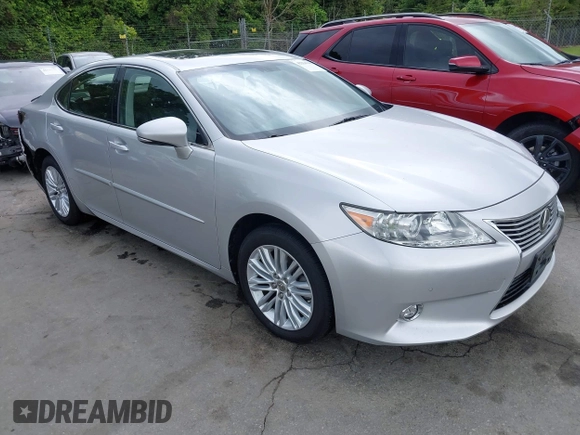 2014 Lexus ES 330 z VIN JTHBK1GG4E2098648, wystawiony jako IAAI lot #42254508 z przebiegiem 99 610 mil mil oraz . Historia ofert i sprzedaży dostępna na DreamBid. Obrazek 1.