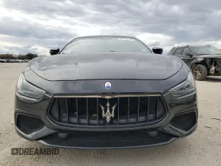 2018 Maserati Ghibli GranSport with VIN ZAM57XSS6J1305101, listed as a Copart auction lot 81172743 with 40,879 mi miles. Bid and sale history available at carsss.com. Image 5.