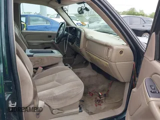 2005 GMC Sierra 1500 SLE z VIN 2GTEC13T451292207, wystawiony jako IAAI lot #42099007 z przebiegiem 225 446 mil mil oraz . Historia ofert i sprzedaży dostępna na DreamBid. Obrazek 5.