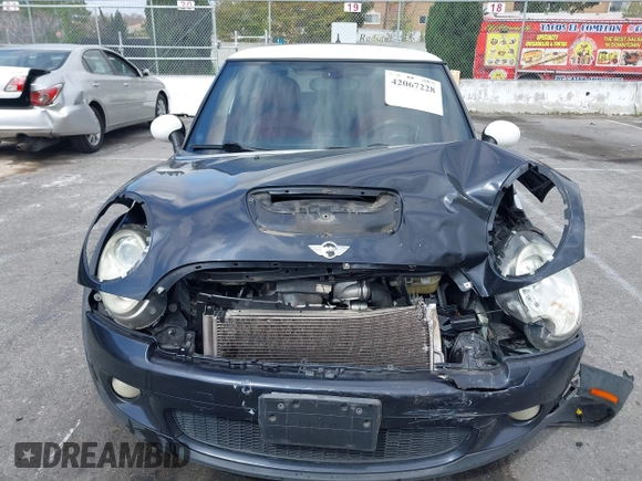 2007 MINI Hardtop S with VIN WMWMF73557TT80376, listed as a IAAI auction lot 42067228 with 174,262 mi miles and . Bid and sale history available at DreamBid. Image 12.
