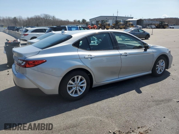 2025 Toyota Camry LE with VIN 4T1DAACKXSU020216, listed as a Copart auction lot 52600715 with 20,647 mi miles and Clean Title. Bid and sale history available at carsss.com. Image 3.