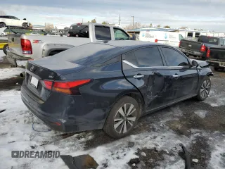 2021 Nissan Altima SV with VIN 1N4BL4DV3MN316925, listed as a Copart auction lot 43255025 with 71,476 mi miles and Salvage Title. Bid and sale history available at carsss.com. Image 3.