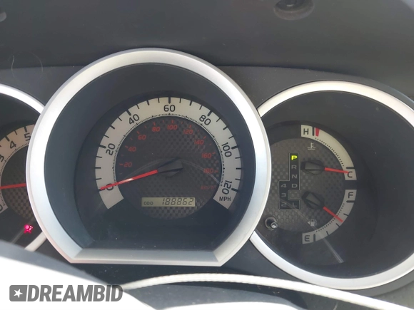 2011 Toyota Tacoma with VIN 3TMMU4FN0BM032561, listed as a IAAI auction lot 41190472 with 188,862 mi miles and . Bid and sale history available at DreamBid. Image 7.