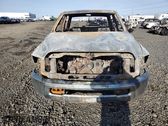 2013 Ram 2500 Tradesman z VIN 3C6UR5CL3DG518042, wystawiony jako Copart lot #49459335 z przebiegiem Nie podano mil oraz Szkoda całkowita • Salvage title. Historia ofert i sprzedaży dostępna na DreamBid. Obrazek 5.