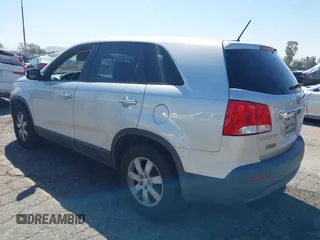 2011 Kia Sorento LX with VIN 5XYKT3A12BG031790, listed as a IAAI auction lot 42019848 with 170,413 mi miles. Bid and sale history available at carsss.com. Image 3.