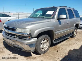 2002 Chevrolet Tahoe LT with VIN 1GNEC13ZX2J342136, listed as a IAAI auction lot 41826201 with 289,613 mi miles. Bid and sale history available at carsss.com. Image 2.