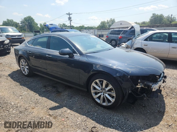 2016 Audi A7 z VIN WAU2MBFC1GN018267, wystawiony jako Copart lot #62498205 z przebiegiem 43 072 mil mil oraz Szkoda całkowita • Salvage title. Historia ofert i sprzedaży dostępna na DreamBid. Obrazek 4.
