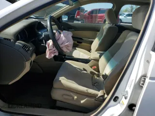 2009 Honda Accord LX-P with VIN 1HGCP26489A026899, listed as a Copart auction lot 52345195 with 186,057 mi miles and Salvage Title. Bid and sale history available at DreamBid. Image 7.
