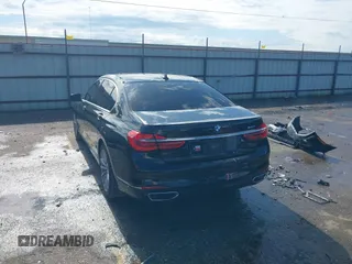 2017 BMW 7 Series 740i with VIN WBA7E2C5XHG739508, listed as a IAAI auction lot 42226064 with 70,333 mi miles and . Bid and sale history available at DreamBid. Image 3.