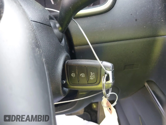 2022 Hyundai Tucson SE z VIN 5NMJACAE3NH012650, wystawiony jako IAAI lot #42137835 z przebiegiem 107 599 mil mil oraz . Historia ofert i sprzedaży dostępna na DreamBid. Obrazek 11.