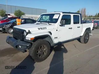 2022 Jeep Gladiator Texas Trail with VIN 1C6HJTAG4NL149537, listed as a IAAI auction lot 41947122 with 43,938 mi miles. Bid and sale history available at carsss.com. Image 18.