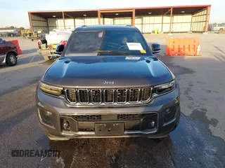 2023 Jeep Grand Cherokee Overland with VIN 1C4RJHDGXP8864365, listed as a IAAI auction lot 40502141 with 3,911 mi miles and . Bid and sale history available at DreamBid. Image 12.